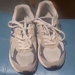 New Balance Women's Cream and Gray Sneakers